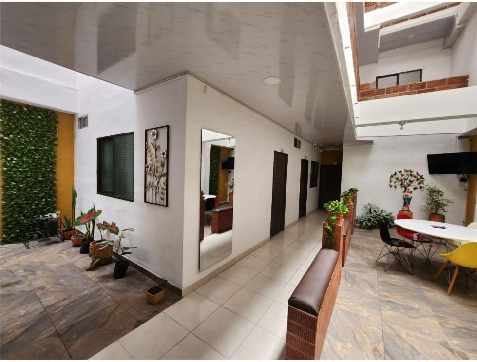 Apartahotel San Jose De Belen Medellin Exterior photo